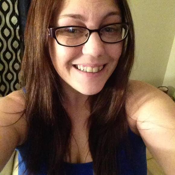 Meet your Posher, Mandy - Picture 1 of 1